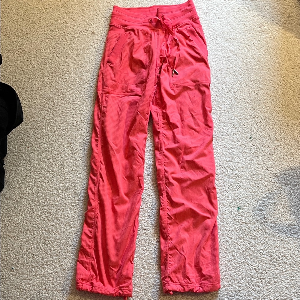 Women’s Coral Lululemon Drawstring Dance Pants